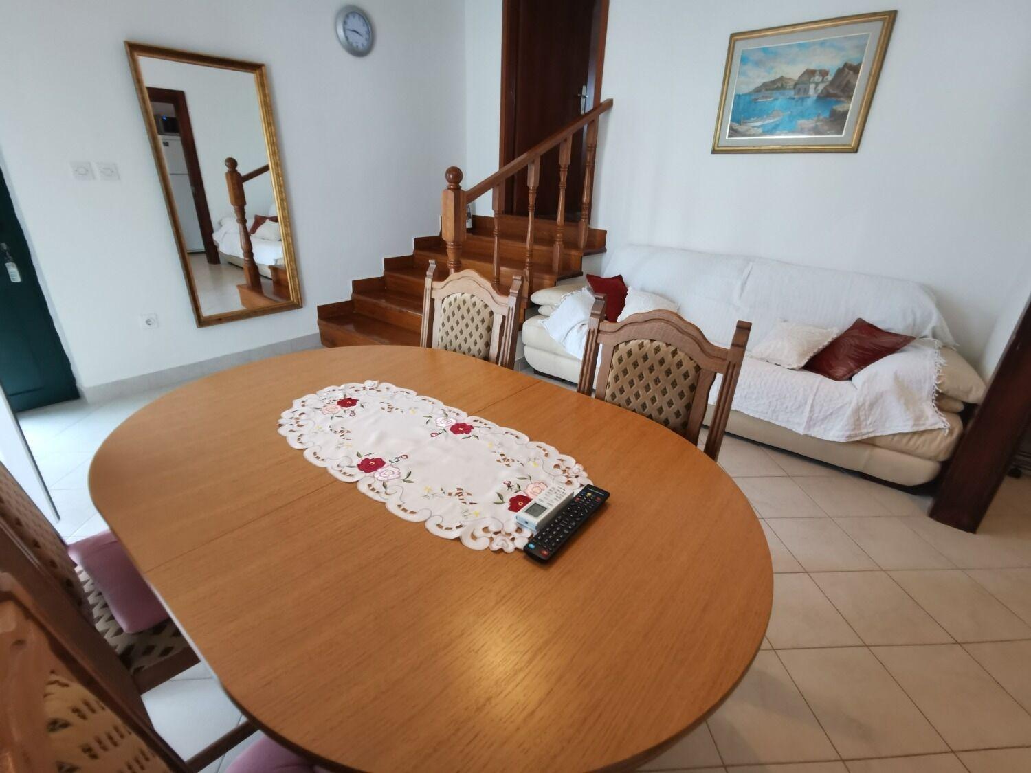Apartments Srdan Vinisce ภายนอก รูปภาพ